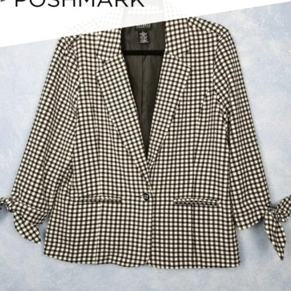 Adorable Gingham Blazer